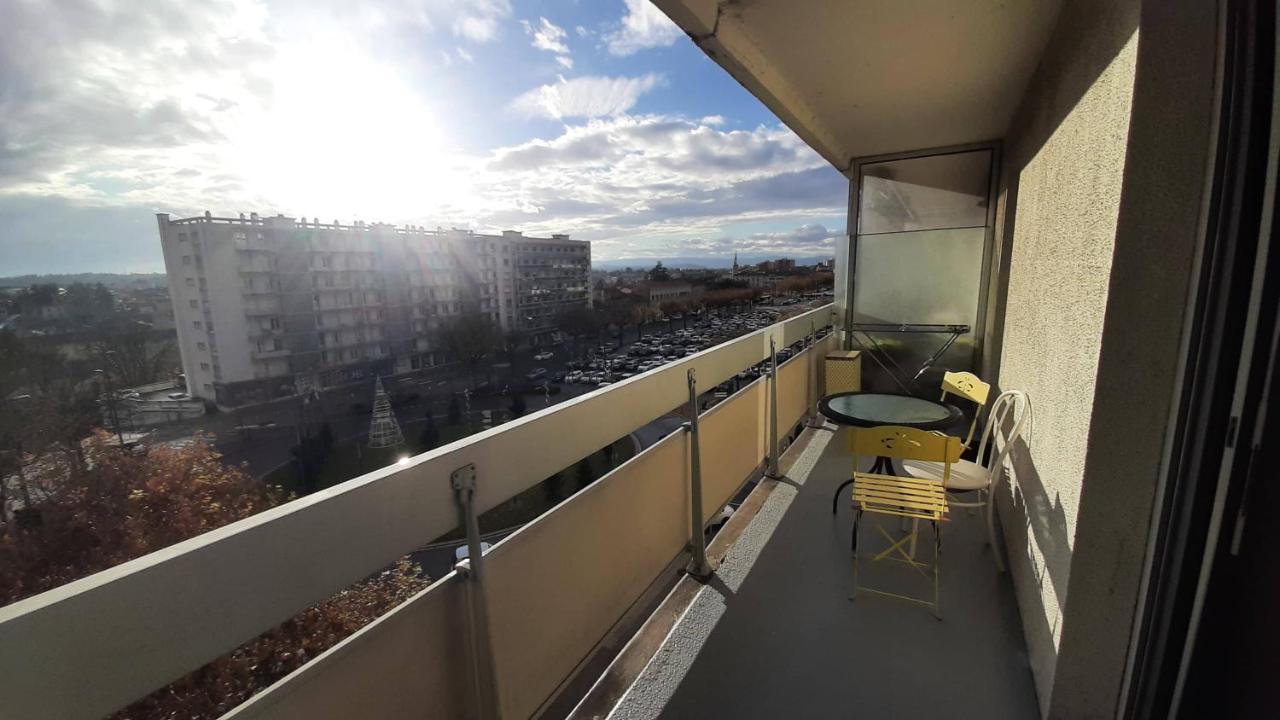 Appartement Appart Jacquemart T2 Hyper Centre Romans/Isere Balcon Vue Magnifique Extérieur photo